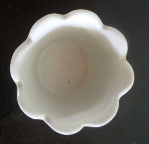 Small Blue and White handpainted fase or planter. No Marked with makers mark. 60mm high.