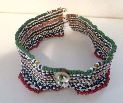 Vintage African Zulu beaded choker with Mother of Pearl buttons. Vibrant colors. Choker 300mm.
