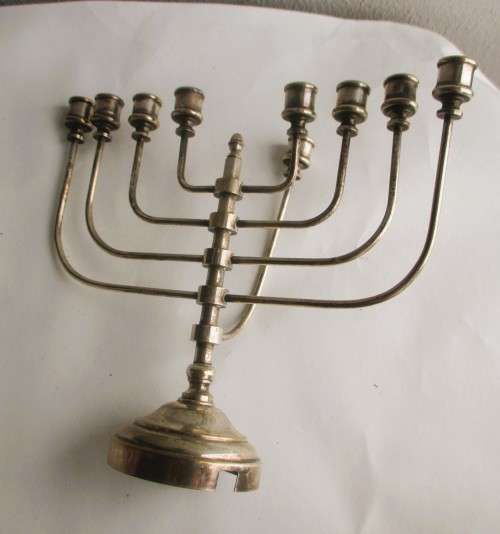 Vintage Silver plate 9 Branches Jewish Hanukkah Menorah candelabra candlestick. 140mm high.