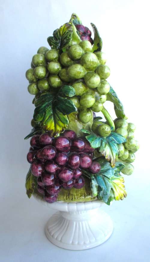 Vintage Original Arnart Creations Sorrento Grapes Leaves Topiary Statue Japan. Marked and Numbered.