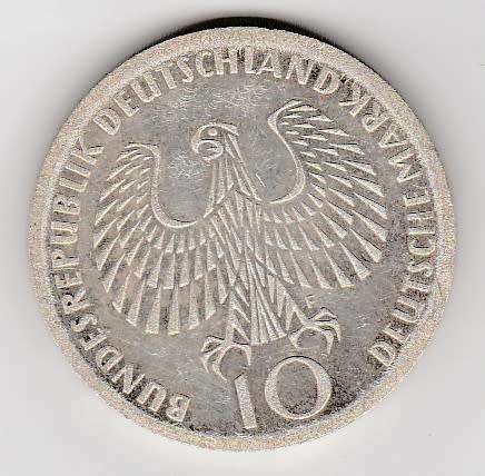 GERMANY - 10 MARK 1972  - MUNICH OLYMPICS SILVER COIN
