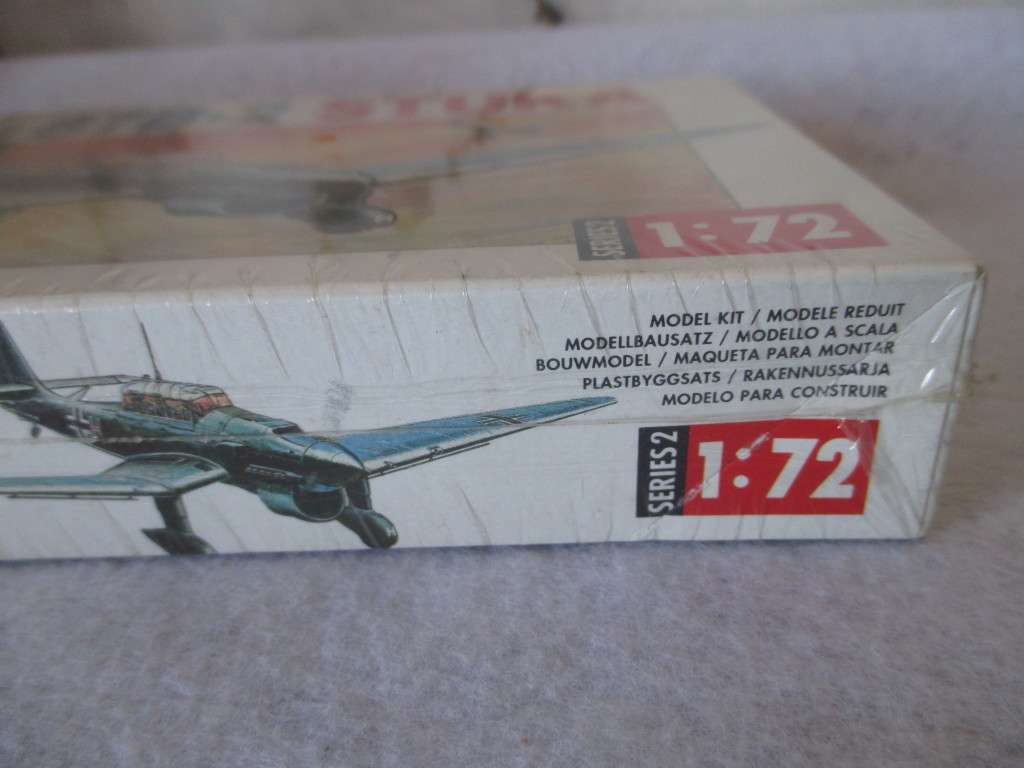 Airfix Junkers Ju 87b-2 Stuka #02049 Scale 1 72. Still sealed.