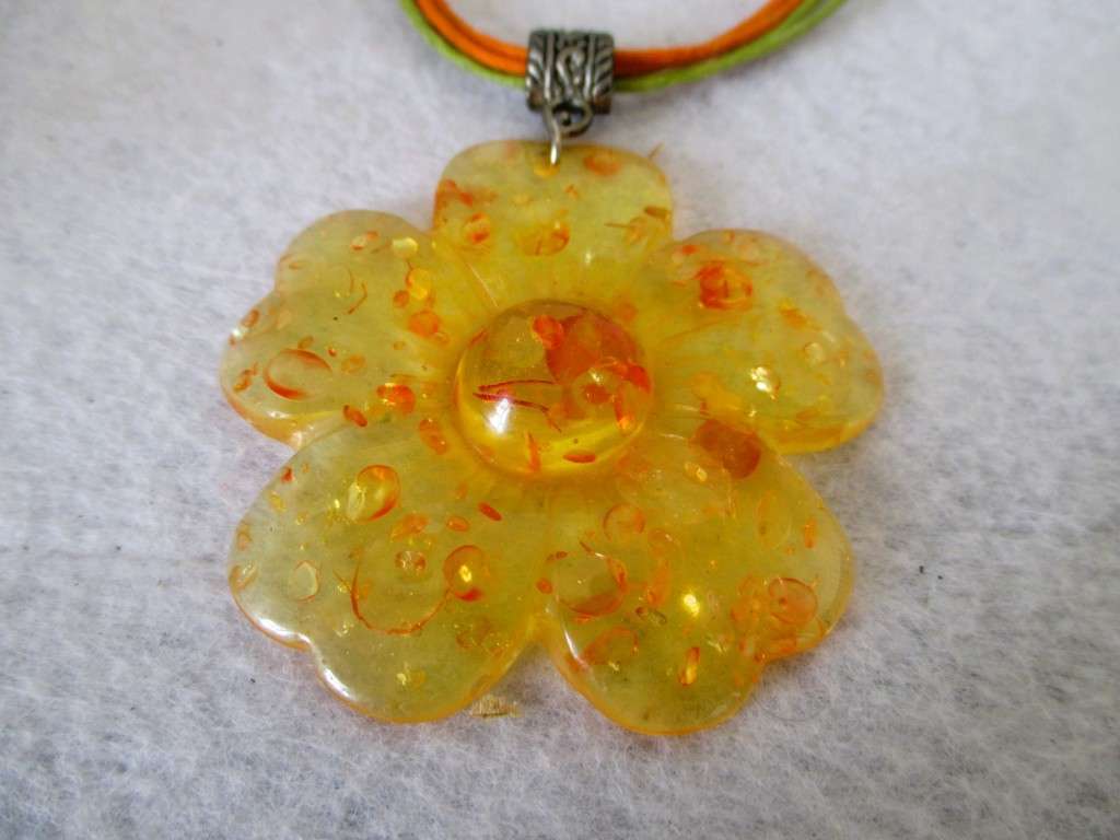 Sunny Resin Flower with leather string necklace. 40cm string 6cm diameter flower.