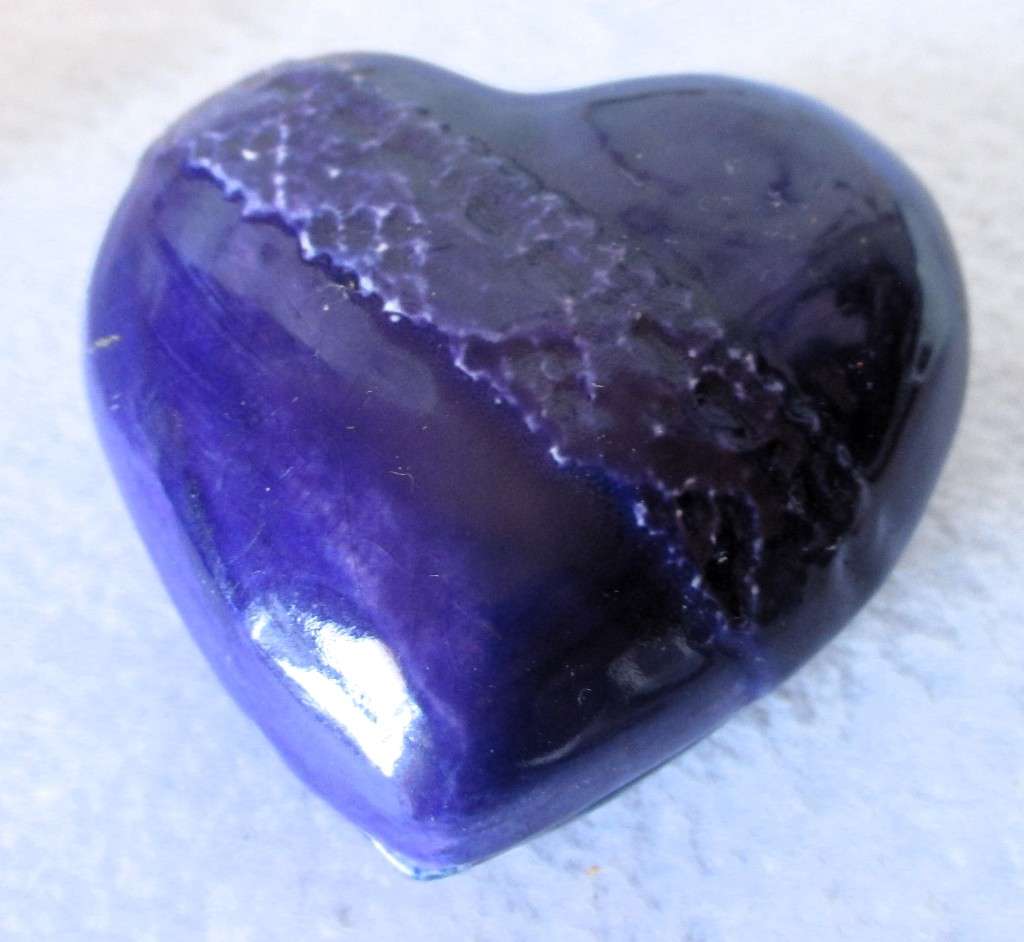 Lot of three porcelain items. As per photo.