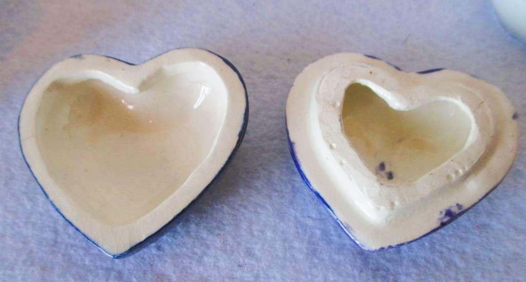 Lot of three porcelain items. As per photo.