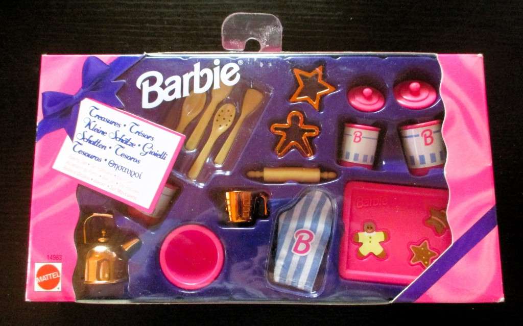 1996 Barbie Pretty Treasures Wedding Set Mattel 14983. Colletable.