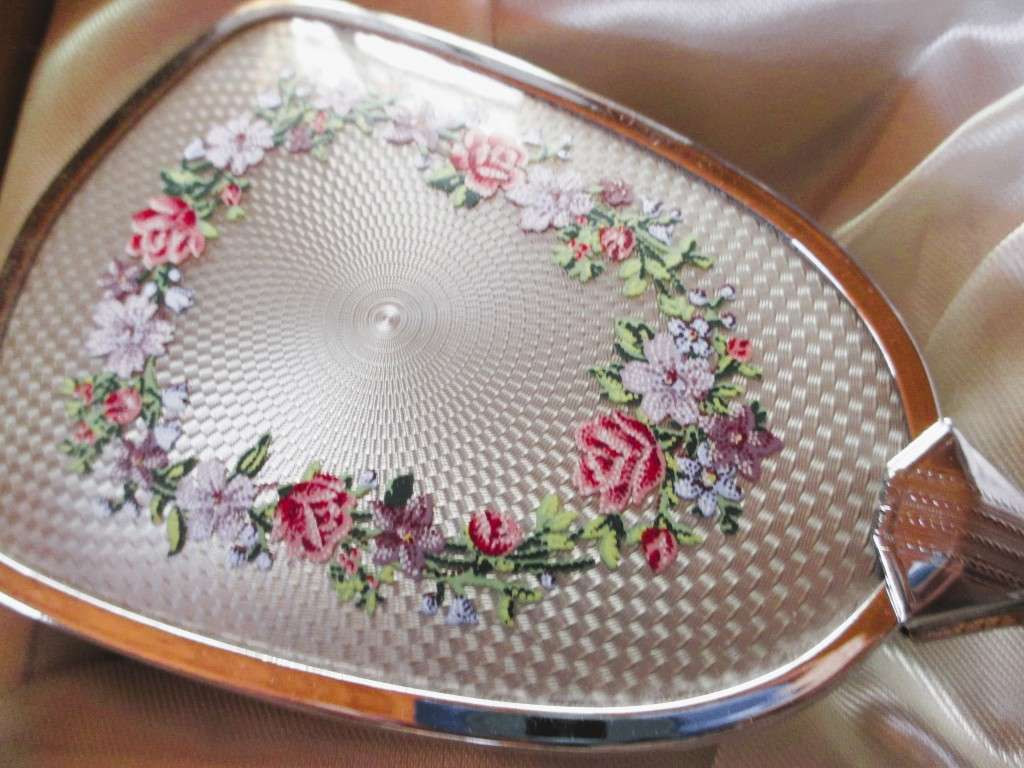 Vtage ladies dressing table set, hair brush, mirror, comb and clothes brush in silver finish, in box