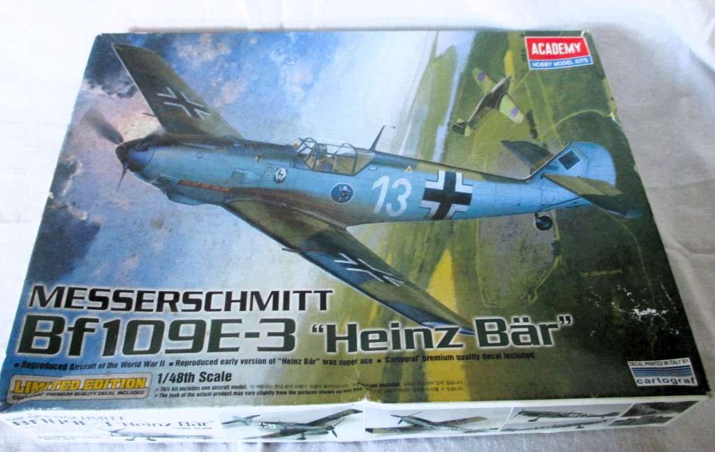 NEW ACADEMY MESSERSCHMITT BF109E-3 HEINZ BAR GERMAN AIRPLANE 1:48 MODEL 12216