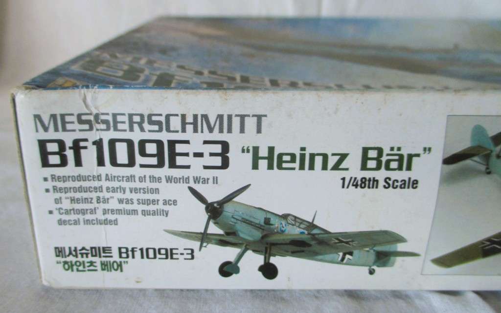 NEW ACADEMY MESSERSCHMITT BF109E-3 HEINZ BAR GERMAN AIRPLANE 1:48 MODEL 12216