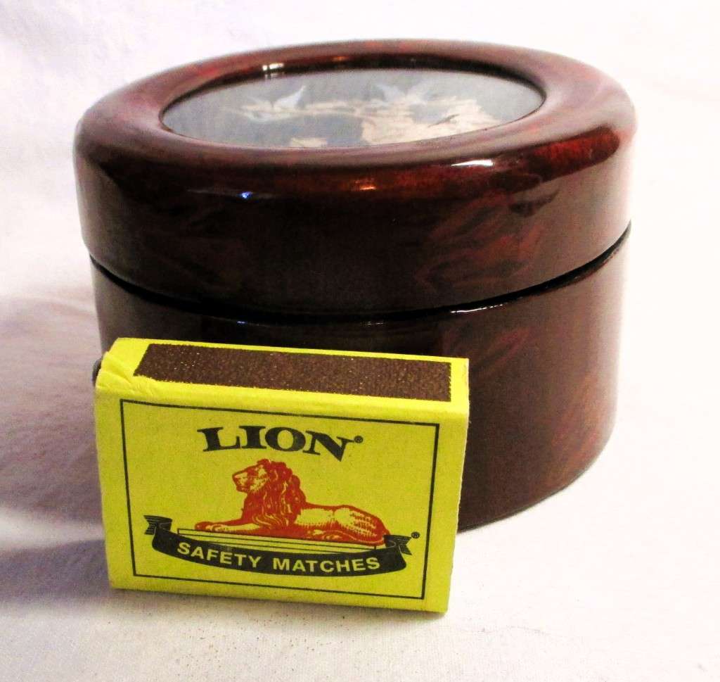 Vintag Cork Carving Round Jewelry Box Oriental Asian design. 100mm diameter. 65mm high. Lovely item.