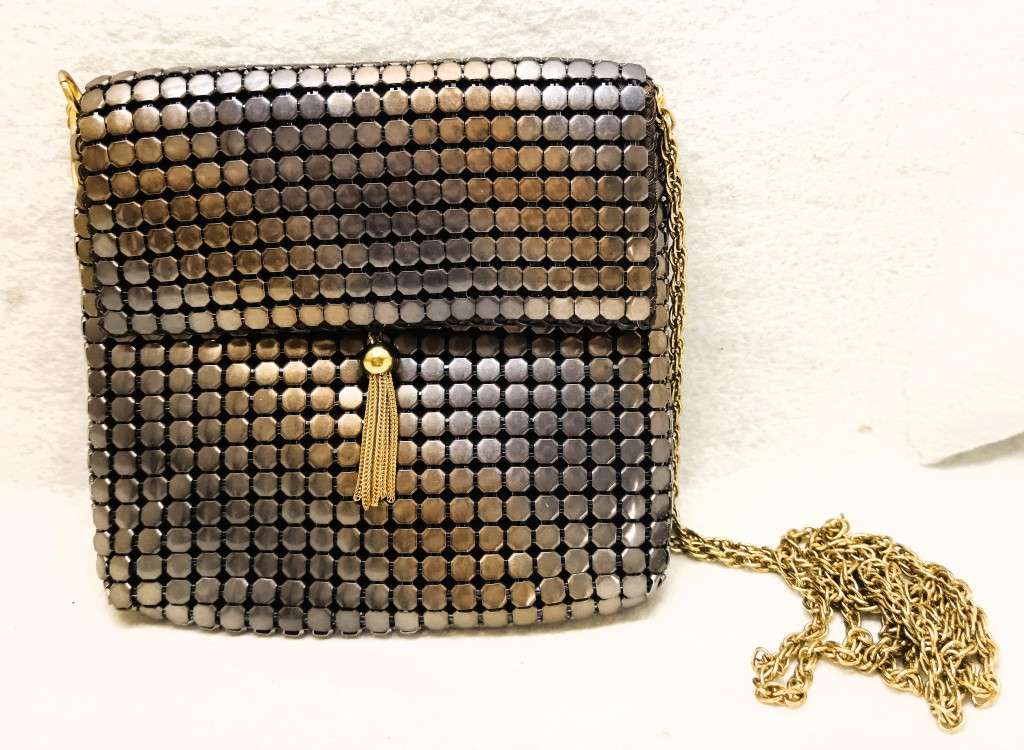 Vintage Metal color Mesh Art Deco Mini Evening Clutch Shoulder Bag. 140x140mm Spotless