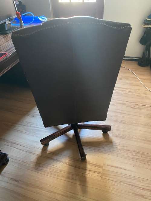 Executive Chair