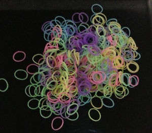 600 Mix GLOW IN THE DARK Rubber Loom Bands 24 Clips 1 Hook (Low Shipping Rate)