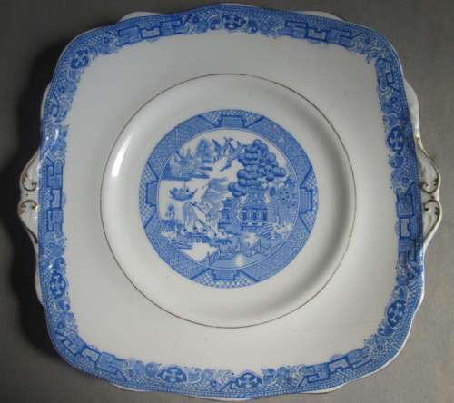 BLUE WILLOW TRAY 24 X 23 CM