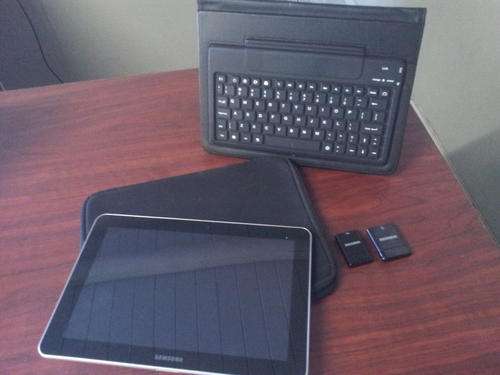 Samsung Galaxy Tab 10.1 + Extras