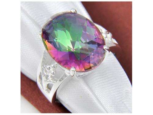 Compelling Mystic Topaz Gemstone Solitaire Fashion Ring size 7
