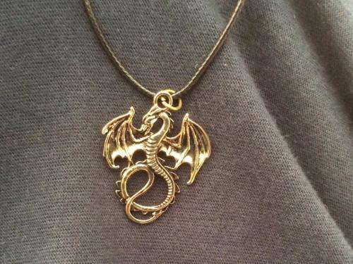 Antique Gold Tone Flying Dragon Unisex Fashion Necklace