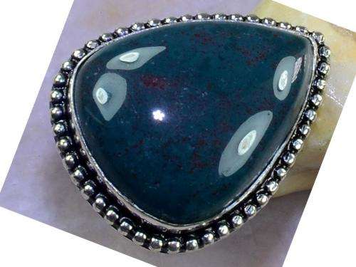 Enchanting Bloodstone Handcrafted Silver Fashion Ring Size 9