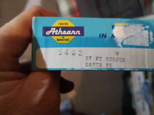 Athearn 5462 57ft Santa FE Mechanical Reefer C-10 MINT Rnsfrc 56402