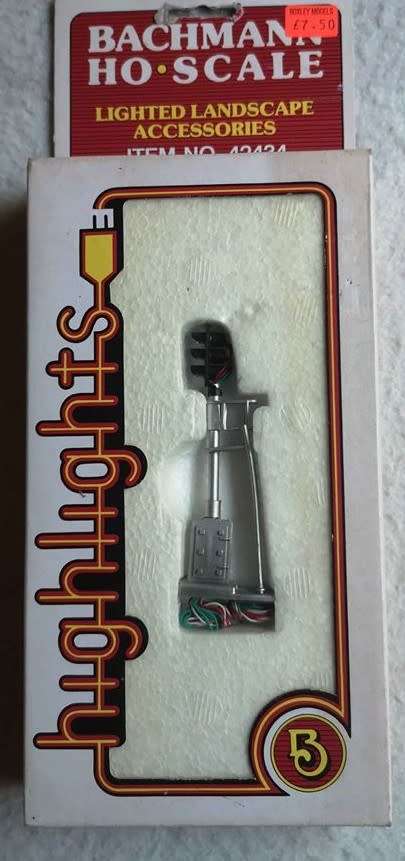 Bachman 3 Light Warning Signal #42434