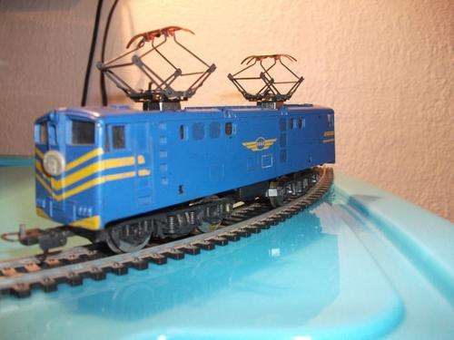 Lima Blue Train Electric Loco E444 - Needs Good Service & traction rubbers