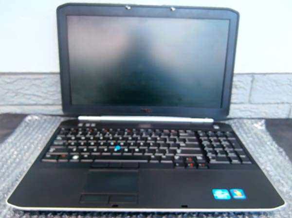 DELL LATTITUDE E5520, CORE i3, 160GB HD, 4GB RAM, BACKLIT KEYBOARD, WIN 7 PRO, DVD RW,ETC