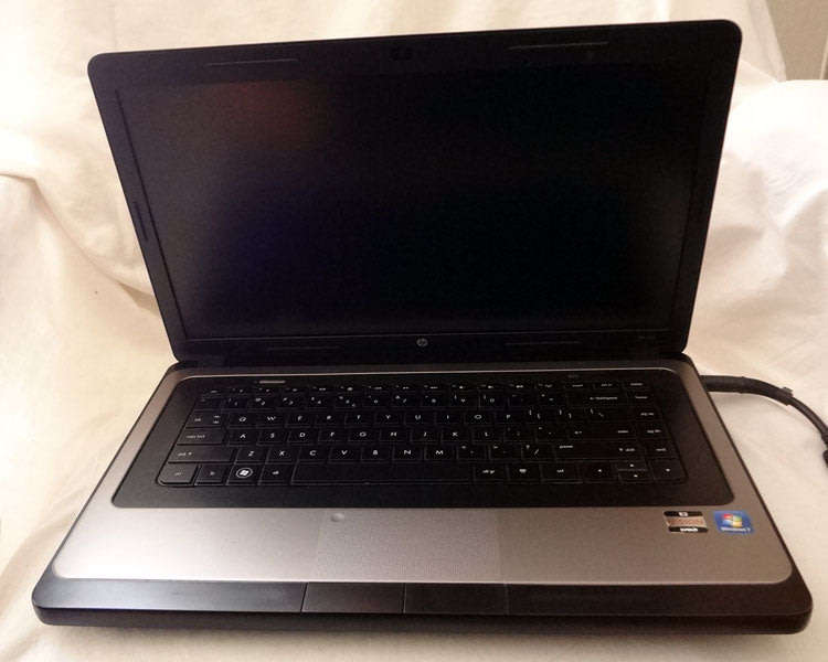 [BARGAIN] HP 635 15.6" 320GB HD, 4GB RAM, RADEON GRAPHICS, DVD RW,  WIN 7 HB, CAM, WIFI ETC