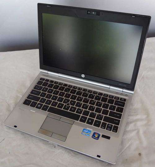HP 2560P ,Intel Core i5, 250GB HD, 3GB RAM, WIFI, CAM, MCR, ETC