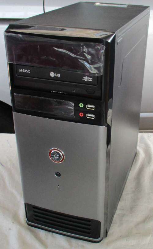 STYLISH DESKTOP PC INTEL CORE i3, 4GB RAM, 250GB HD, DVD,  WIN 10 PRO,ETC