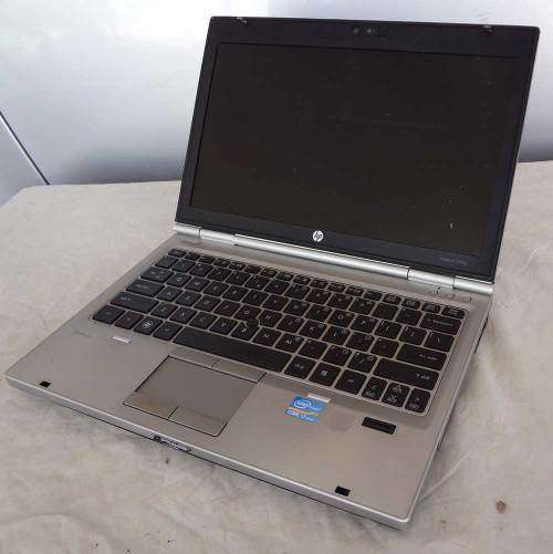 Hp 2560p, intel core i5, 320gb, 4gb ram, wifi, cam, 12.5``, e-sata, d-port, etc