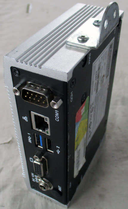 FIRESALE Advantech ARK-1123, mini desktop pc, intel atom cpu  E3825, 4gb ram, 128gb ssd, win 11 pro