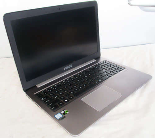 gaming asus ,7th gen,core i7,8gb ram,128gb ssd + 1tb hd, 15.6` UHD 3840 X 2160 display,win 11 pro