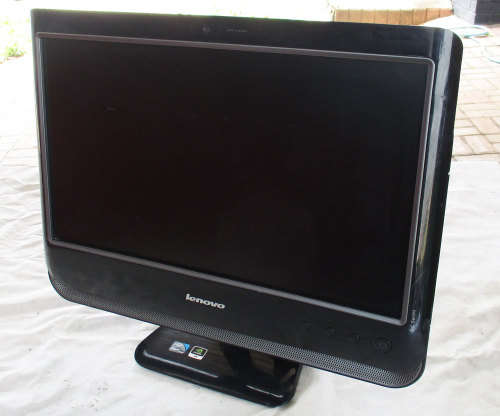 FIRESALE lenovo C200 all-in-one, 19``,  d510, 2gb ram, 120gb ssd, wifi,, cam, win 11 pro, etc