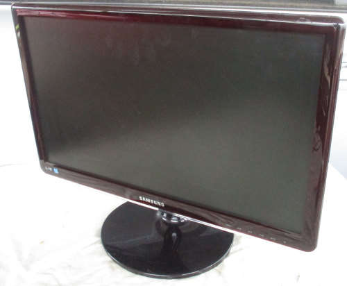 FIRESALE Samsung LCD, Model SA24C300L, 24 Inch, VGA, HDMI