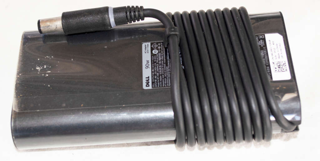 Brand new original Dell Big pin Laptop chargers, 90 watt, output 19.5v - 4.62A