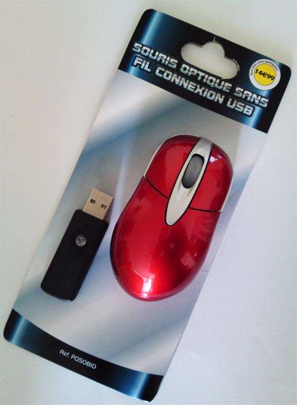 RED WIRELESS OPTICAL MOUSE (BRAND NEW)
