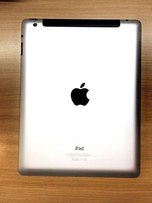 Apple iPad 4 16GB WiFi Cellular Black Boxed Liked New *No charger included*