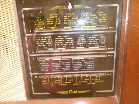 BUSH VALVE RADIO