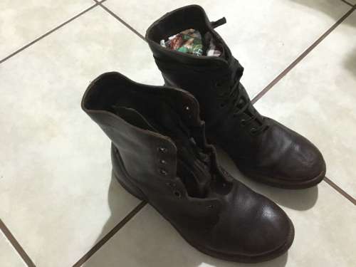 SADF MILITARY BOOTS ....SIZE 9