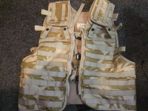D.P  Tactical load vest