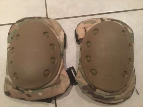 Multi camo knees guard /pads