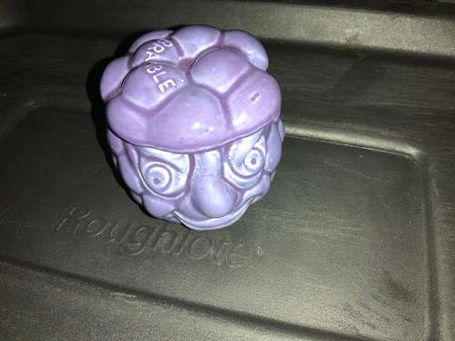 Sylvac    NO 4898 mr Bramble