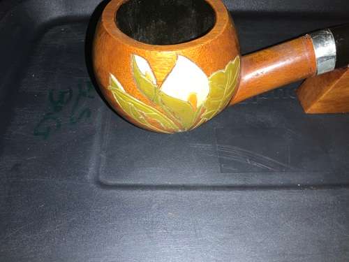 Tobacconist South Africa window display pipe & 12 pipes