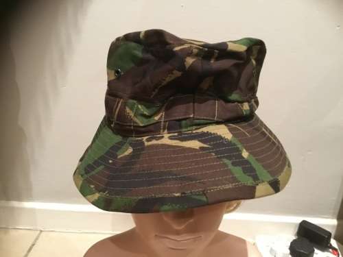Camouflage WEIGHT BUSH HAT  size 56