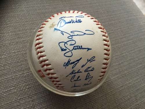 Baseballs Toronto blue jays signed base ball