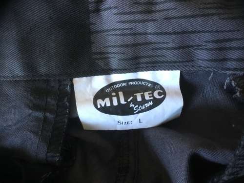 Camo mili tec trousers & t shirt size LARGE