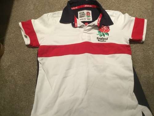 England  Rugby jersey  size 9-10 years old