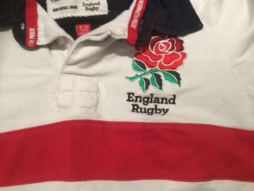 England  Rugby jersey  size 9-10 years old