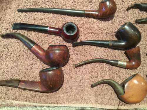 Tobacconist South Africa window display pipe & 12 pipes