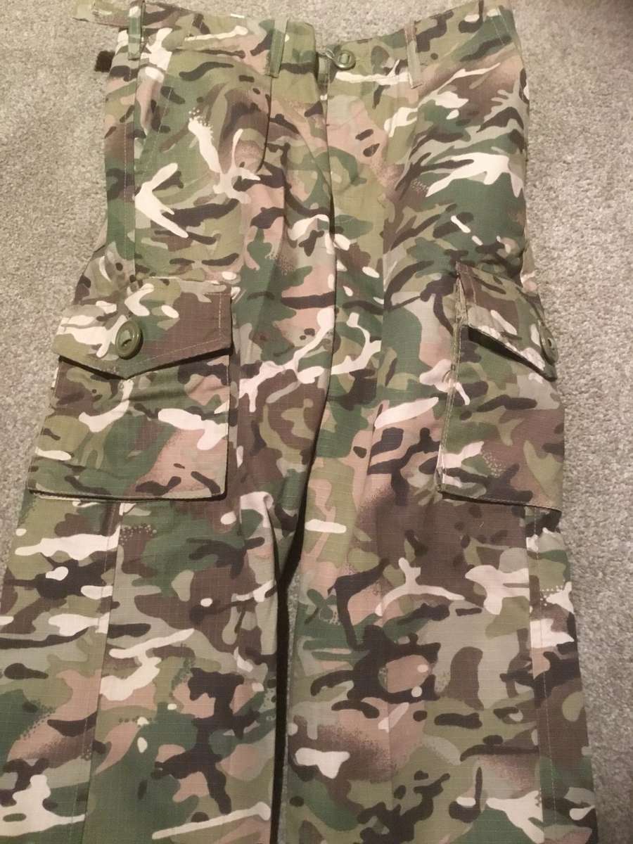 Multi camo kombat TROUSERS size waist 9/10 years old